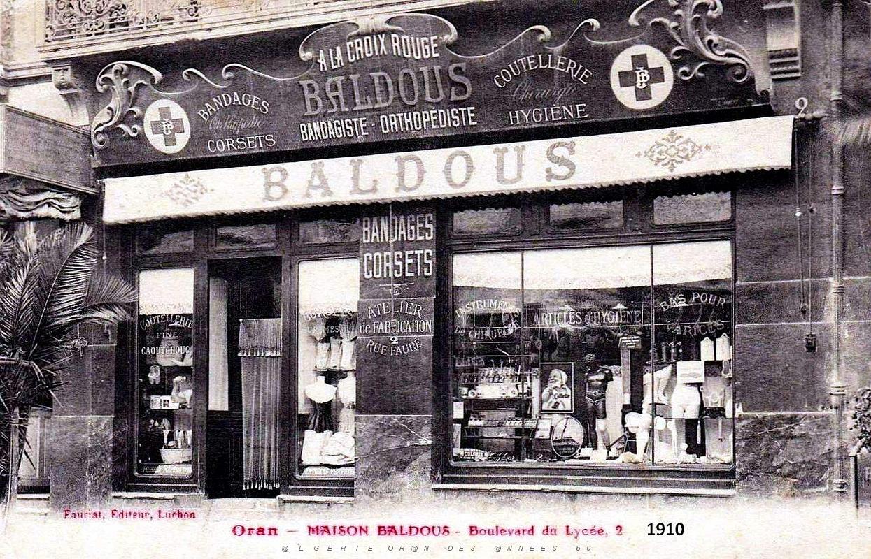Oran - Boulevard du Lycee 9 - Maison Baldous - 1910.jpg